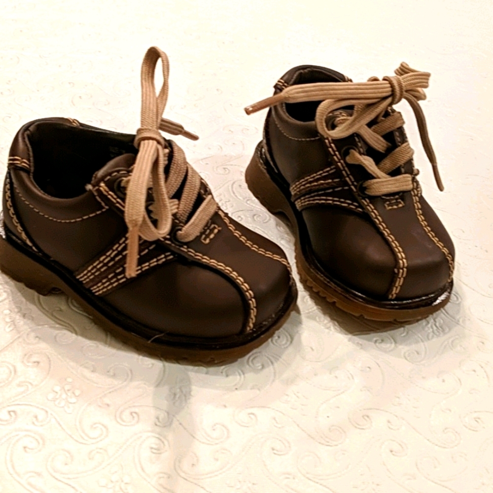 GYMBOREE BROWN DRESS SHOE 1 MONTH